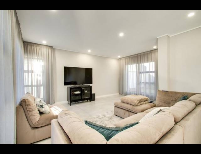 3 BEDROOM PROPERTY TO RENT IN FOURWAYS